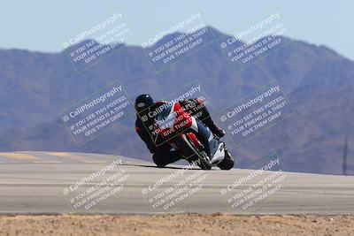 media/Mar-24-2025-Moto Forza (Mon) [[57ce5c5cff]]/3-Beginner Group/Session 4 (Turn 9)/